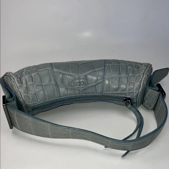 Auth. Tods Vintage Bamboo Barrel Mini Bag ~ in Blue Alligator 🐊 Skin Leather